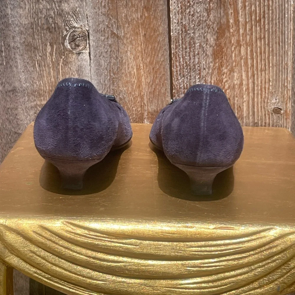 Prada Linea Rossa Women's Navy Suede Kitten Heels - Picture 4 of 7